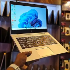 HP ELITEBOOK 830 CORE i5 G7 8/256GB